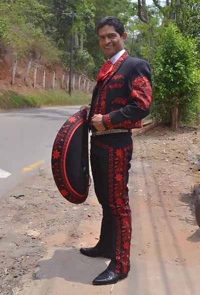 Mariachis para aniversario en Cali — serenata especial